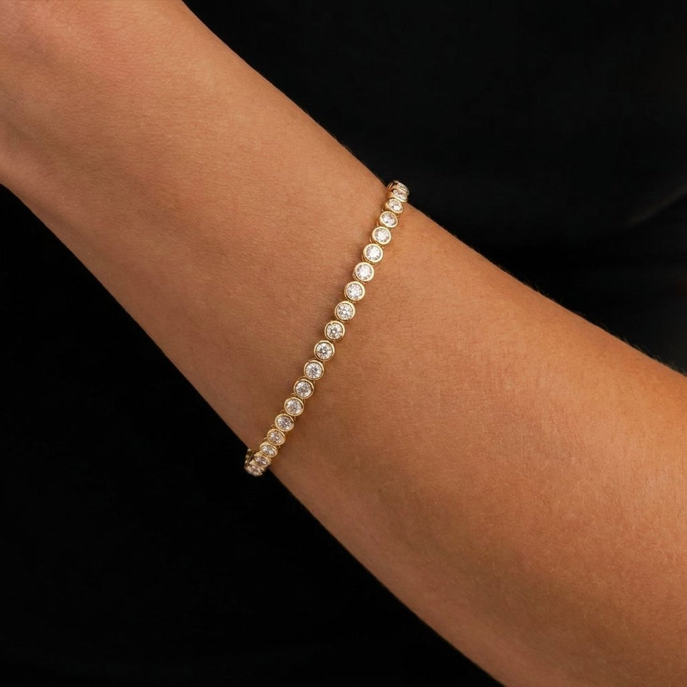 Bezel Tennis Bracelet - Gold / 6.5" + 1"