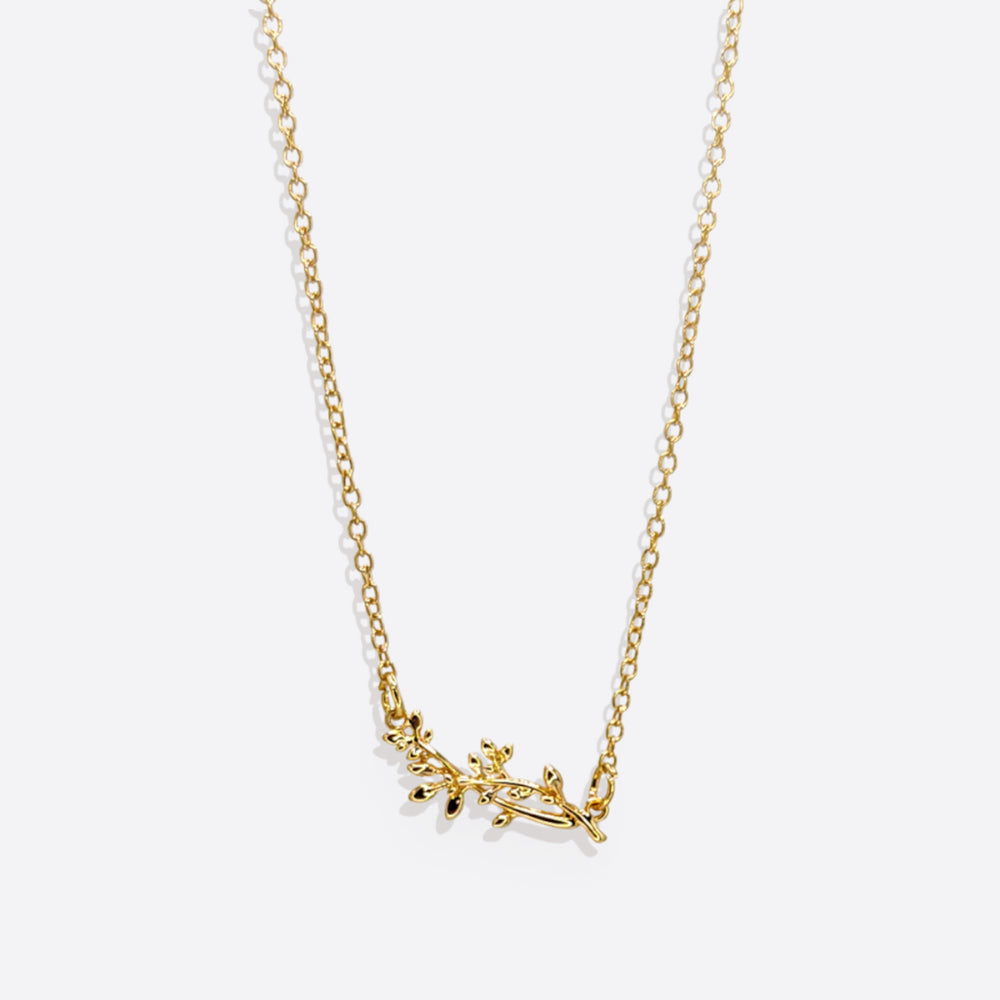 Dainty Birth Flower Necklace - December Holly