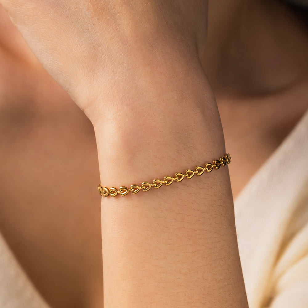 Love Links Bracelet - Gold / 6" + 2"