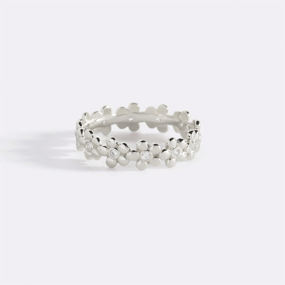 Diamonds & Daisies Eternity Ring - Silver / 11