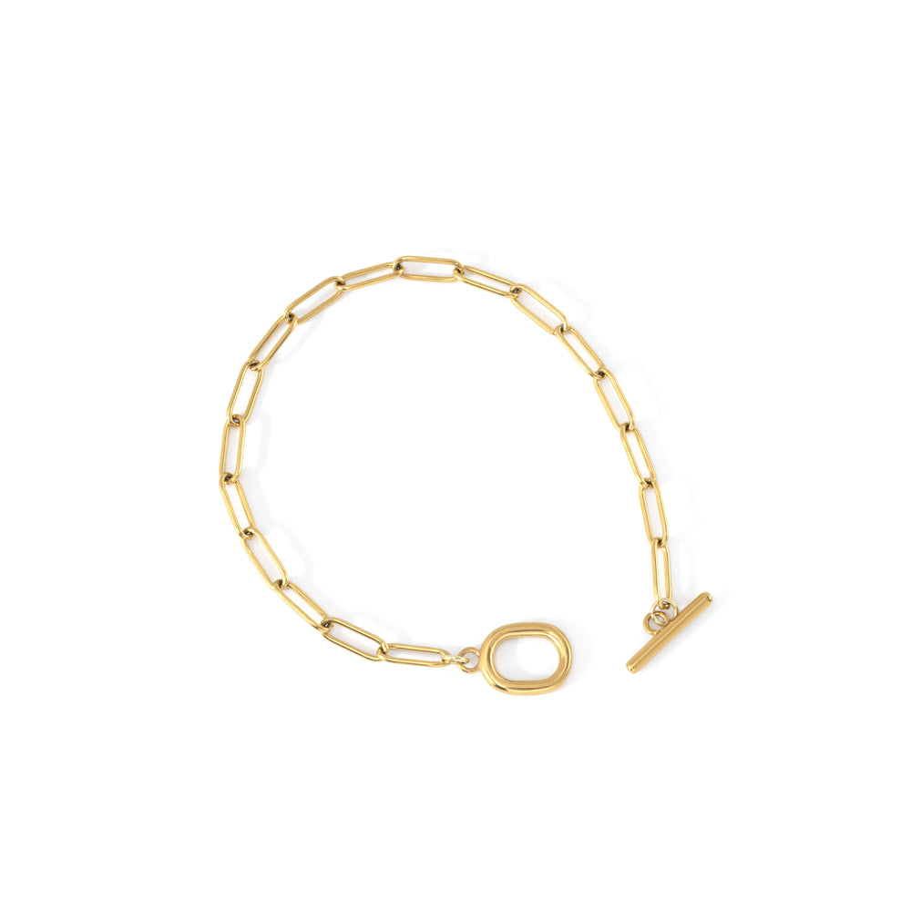 Toggle Clasp Paperclip Chain Bracelet - Gold / 6.5"
