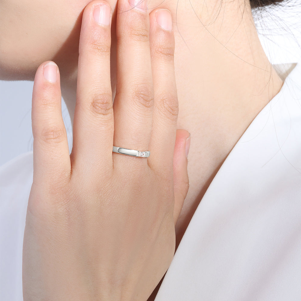 https://www.dropbox.com/scl/fi/k79rwghuyxtrc35q4mevz/Baguette-White-Sapphire-Band-Ring_6-silver.jpg?rlkey=oxtw2d0u6106fuxz92zdvnic0&st=19toccgm&dl=0