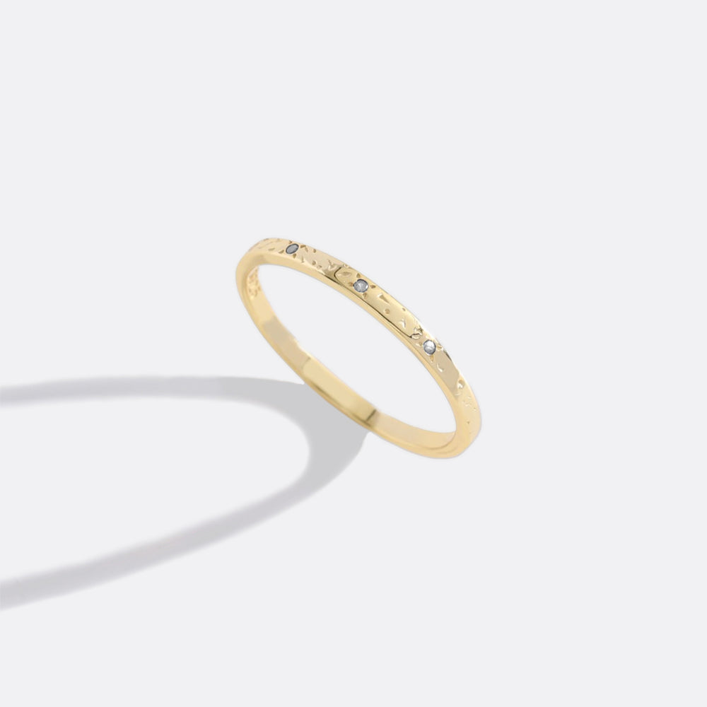 https://www.dropbox.com/scl/fi/7nu4go54vl8ds586a8gzk/Textured-Birthstone-Narrow-Band_2-April.jpg?rlkey=xcfbkhogeanz1e079e6gj347u&st=hxkx319y&dl=0